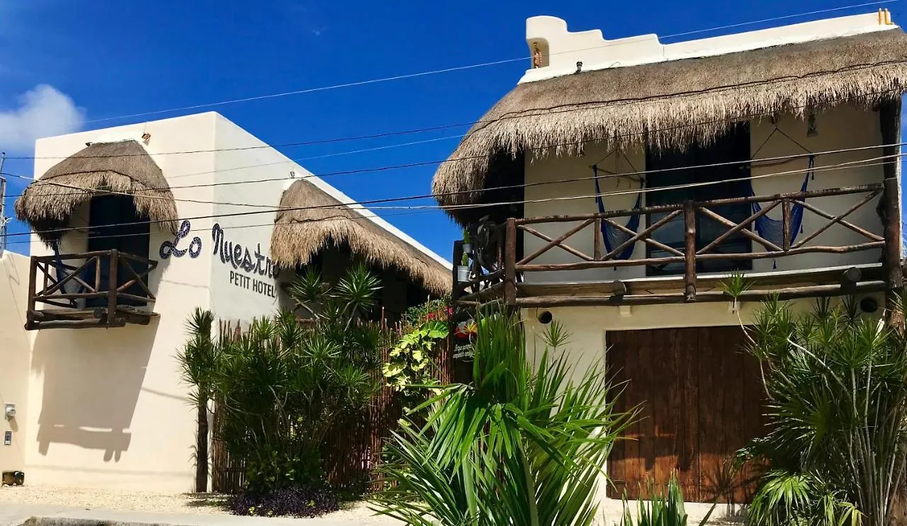 ***  Lo Nuestro Petit Hotel Tulum México